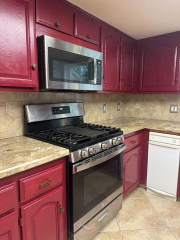 1703 Monte Grosso Drive, Merced, CA 95340