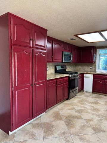 1703 Monte Grosso Drive, Merced, CA 95340