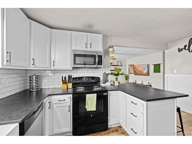 9017 Grove St, Westminster, CO 80031