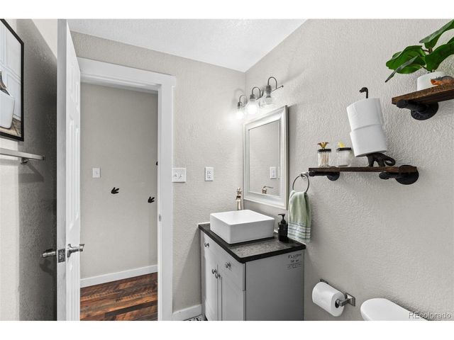 9017 Grove St, Westminster, CO 80031