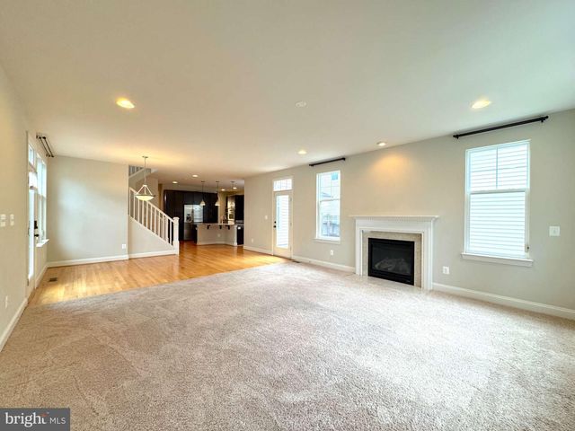 23318 APRIL MIST PL, Brambleton, VA 20148