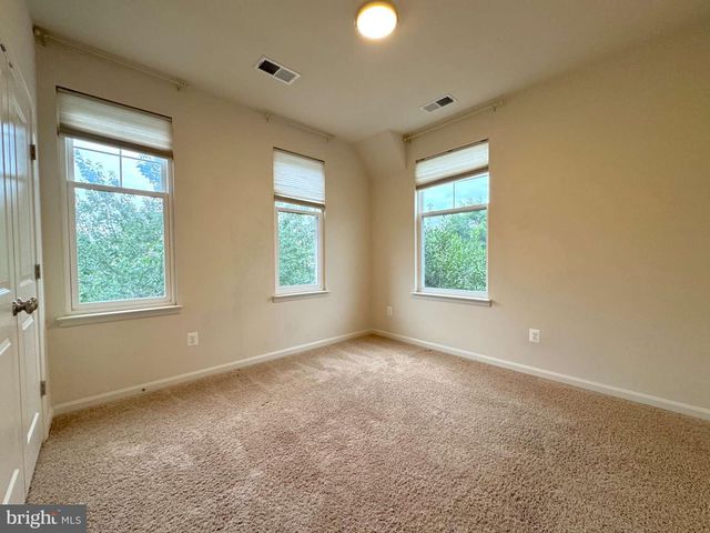 23318 APRIL MIST PL, Brambleton, VA 20148