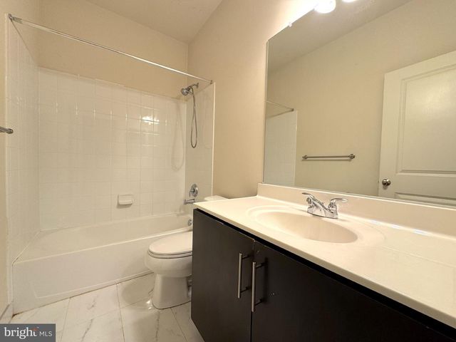 23318 APRIL MIST PL, Brambleton, VA 20148