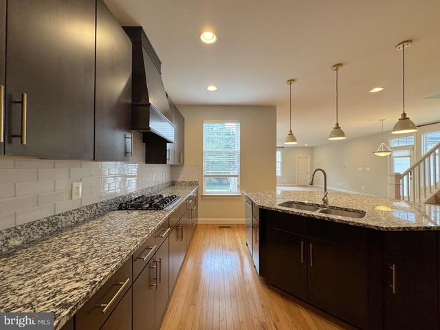 23318 APRIL MIST PL, Brambleton, VA 20148