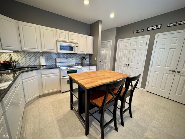 9083 Alcott Court, Fishers, IN 46037