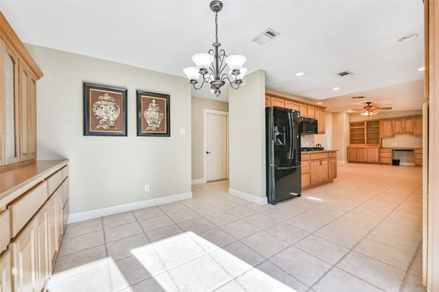 7758 Chantilly Circle, Galveston, TX 77551