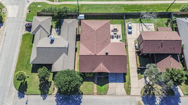 7758 Chantilly Circle, Galveston, TX 77551