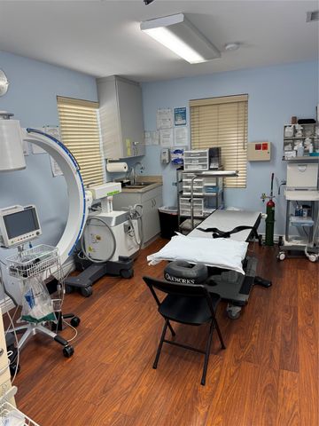 1 Arrowood Lane Lane, Melville, NY 11747