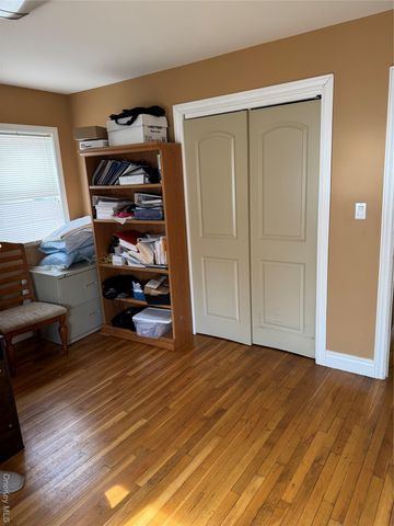 1 Arrowood Lane Lane, Melville, NY 11747