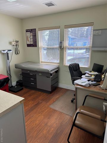 1 Arrowood Lane Lane, Melville, NY 11747