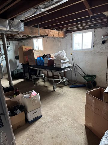 1 Arrowood Lane Lane, Melville, NY 11747