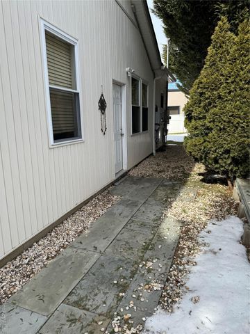 1 Arrowood Lane Lane, Melville, NY 11747