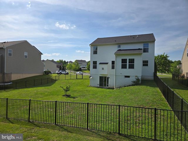 725 LOWER FIELD CIR, Westminster, MD 21158