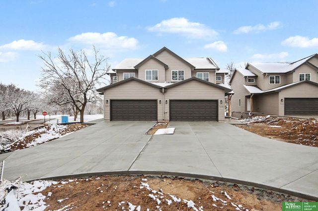 7106 N 79th Court, Omaha, NE 68122