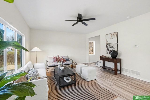 7106 N 79th Court, Omaha, NE 68122