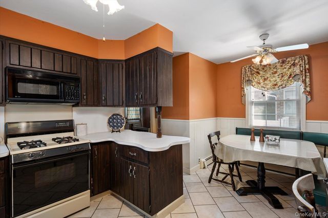 89 Bellevue Avenue, Oceanside, NY 11572