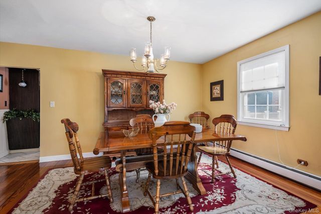 89 Bellevue Avenue, Oceanside, NY 11572