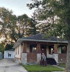 1928 Parkwood Avenue, Saginaw, MI 48601