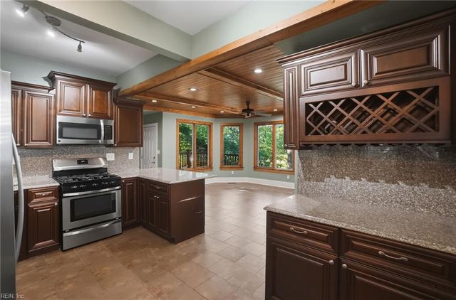 1631 Morris AVE, Norfolk, VA 23509