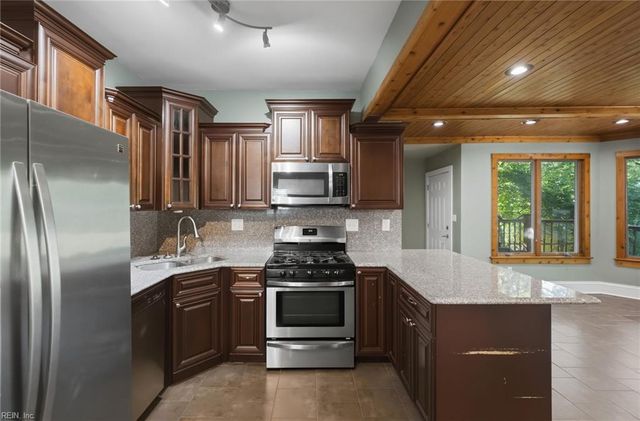 1631 Morris AVE, Norfolk, VA 23509