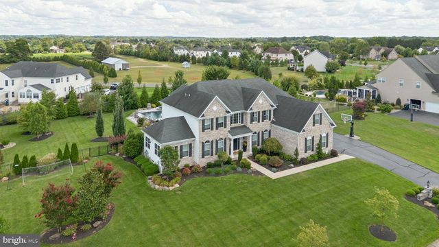 304 SALARNO CT, Mullica Hill, NJ 08062