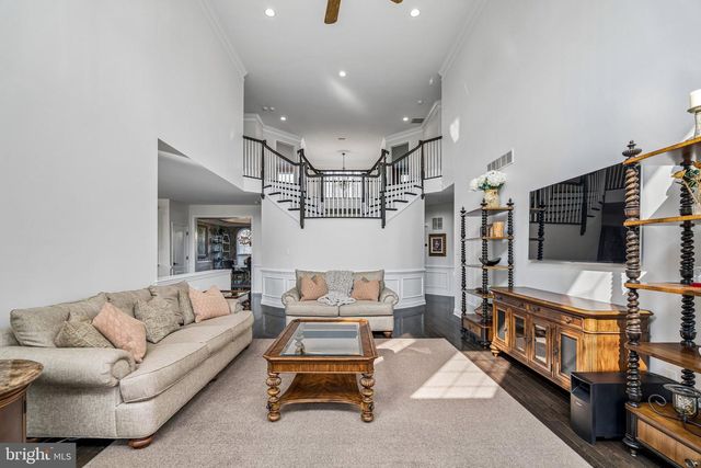 304 SALARNO CT, Mullica Hill, NJ 08062