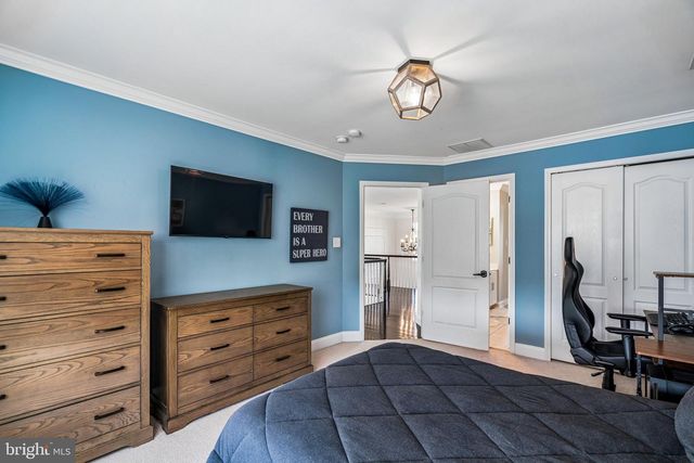 304 SALARNO CT, Mullica Hill, NJ 08062