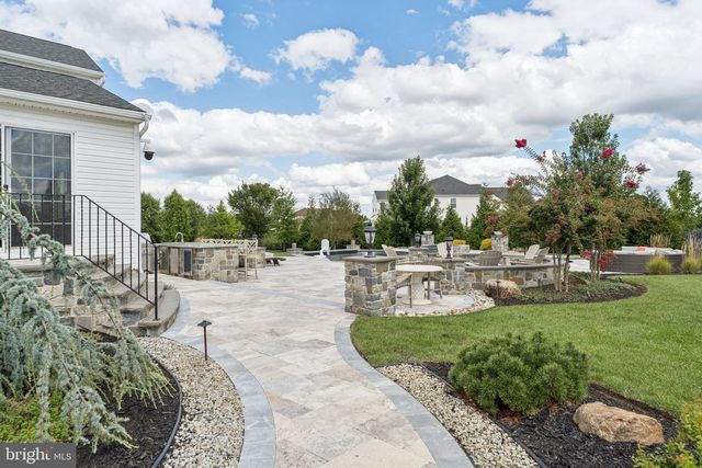 304 SALARNO CT, Mullica Hill, NJ 08062