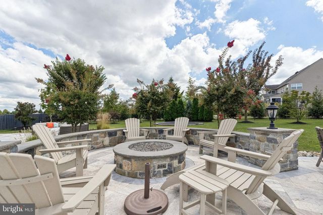 304 SALARNO CT, Mullica Hill, NJ 08062