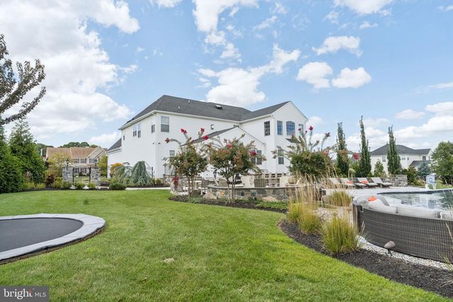304 SALARNO CT, Mullica Hill, NJ 08062
