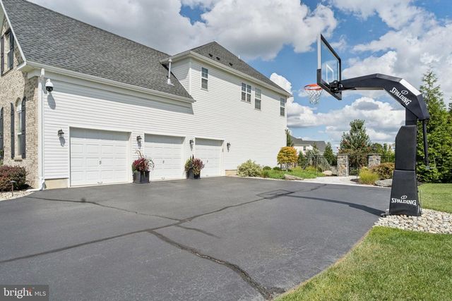 304 SALARNO CT, Mullica Hill, NJ 08062