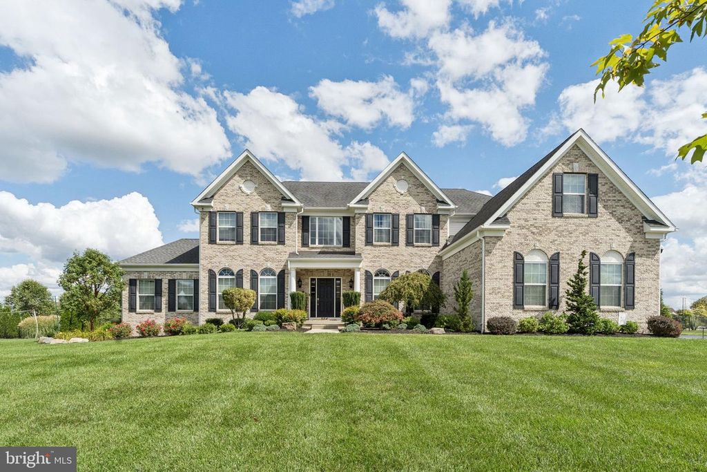 304 SALARNO CT, MULLICA HILL, NJ 08062 — exterior