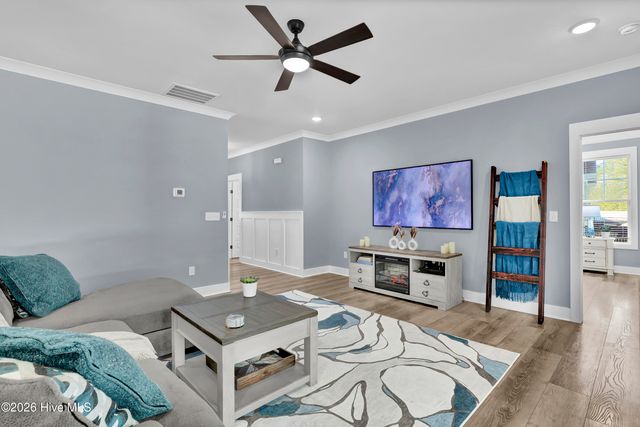 179 Twining Rose Lane, Holly Ridge, NC 28445