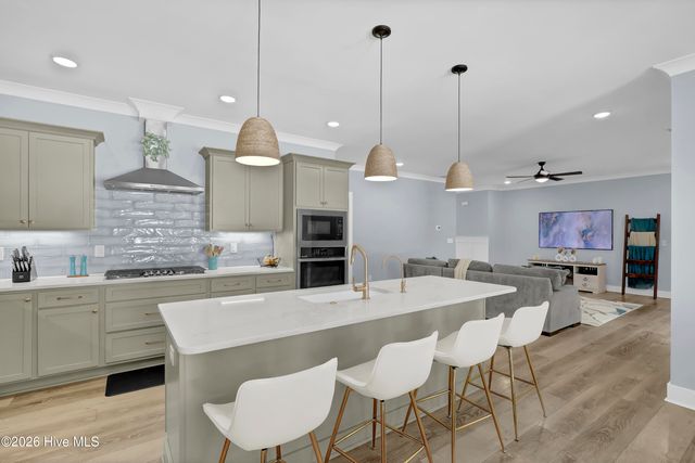 179 Twining Rose Lane, Holly Ridge, NC 28445