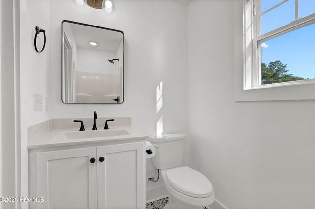 179 Twining Rose Lane, Holly Ridge, NC 28445