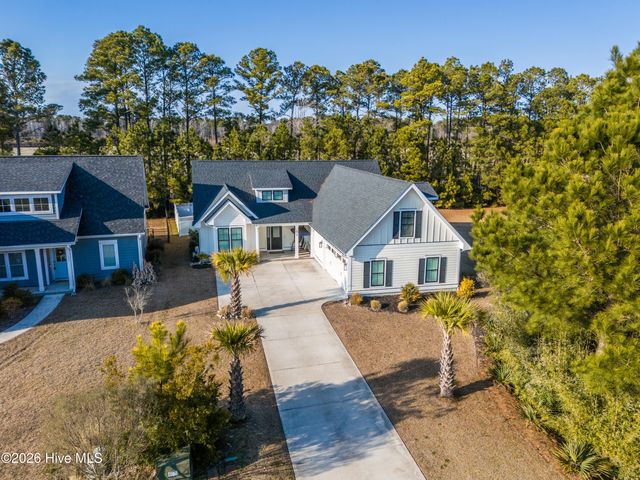 179 Twining Rose Lane, Holly Ridge, NC 28445