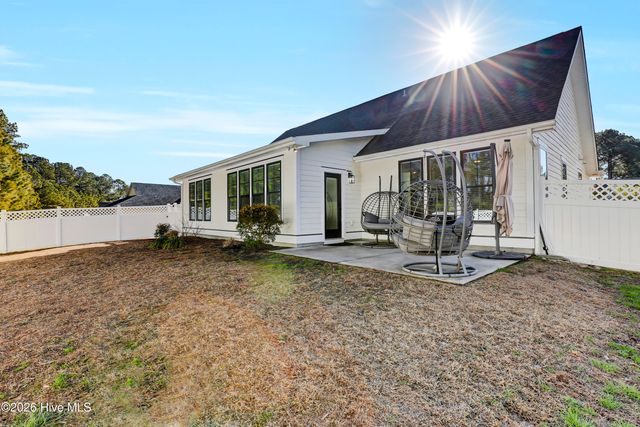 179 Twining Rose Lane, Holly Ridge, NC 28445