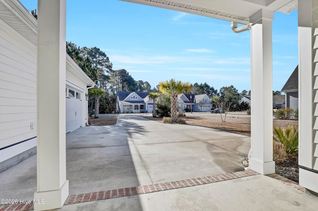 179 Twining Rose Lane, Holly Ridge, NC 28445