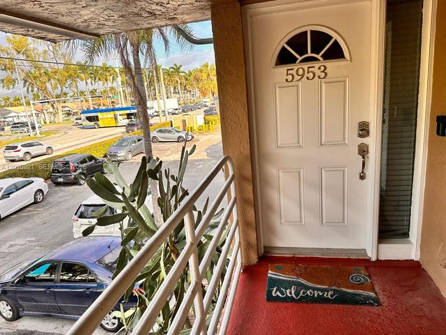 5953 W 28th Ave 24, Hialeah, FL 33016