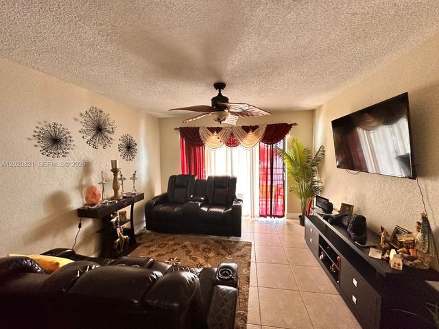 5953 W 28th Ave 24, Hialeah, FL 33016