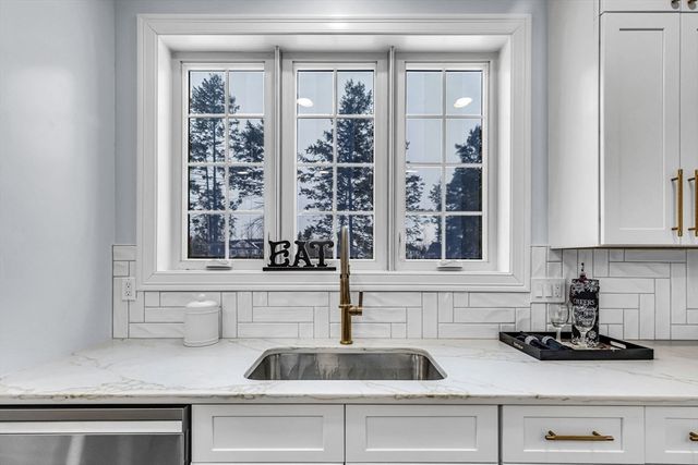 44 Balsam Hill, Ludlow, MA 01056