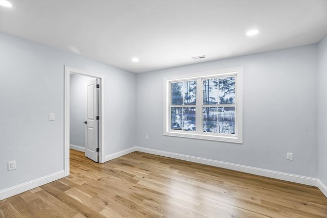 44 Balsam Hill, Ludlow, MA 01056