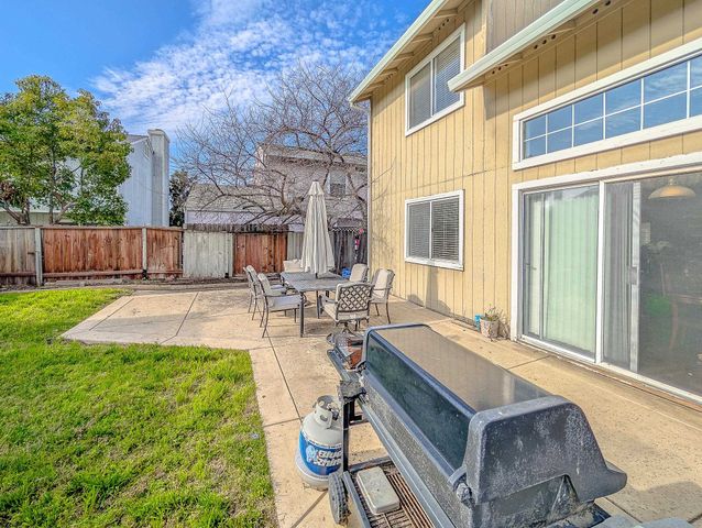 1765 Delta Meadows Way, Oakley, CA 94561