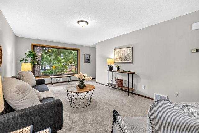 5545 1st Avenue S, Minneapolis, MN 55419