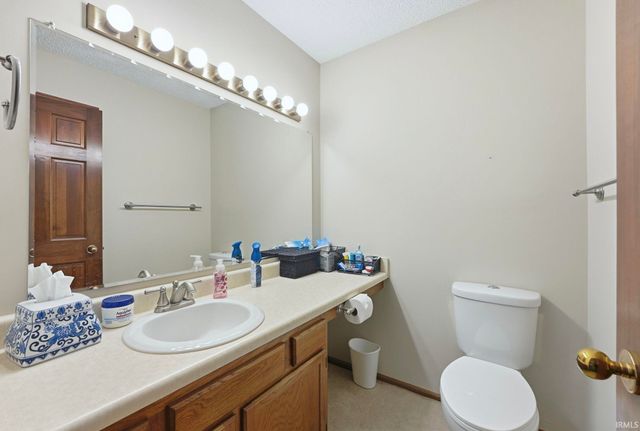 7116 Thamesford Drive, Fort Wayne, IN 46835