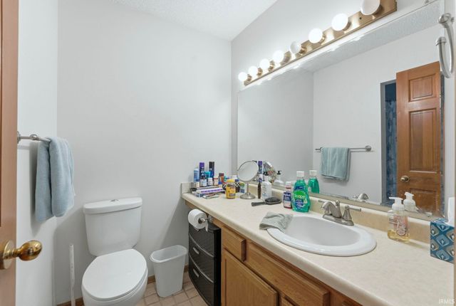 7116 Thamesford Drive, Fort Wayne, IN 46835