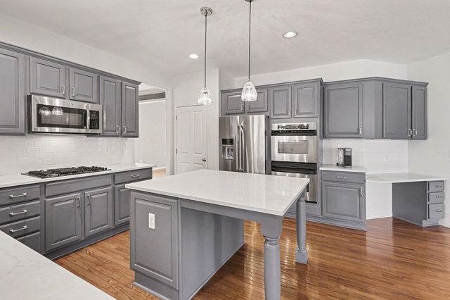 6345 Brookview Drive, Saline, MI 48176