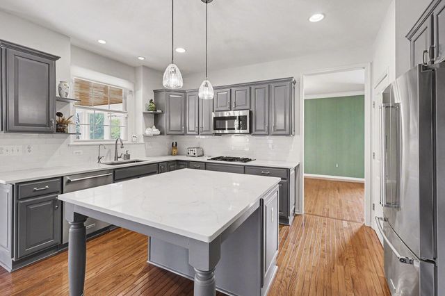 6345 Brookview Drive, Saline, MI 48176