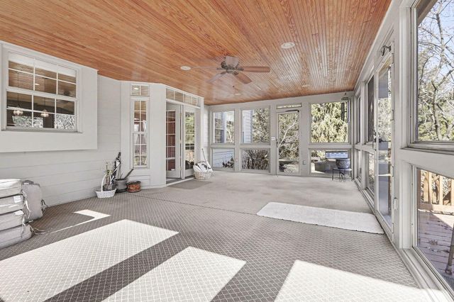 6345 Brookview Drive, Saline, MI 48176