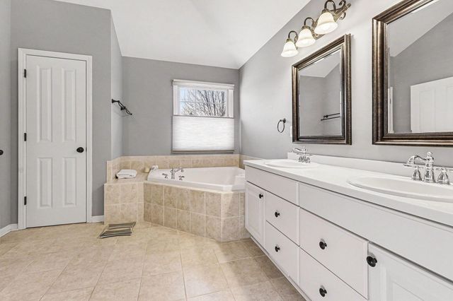 6345 Brookview Drive, Saline, MI 48176